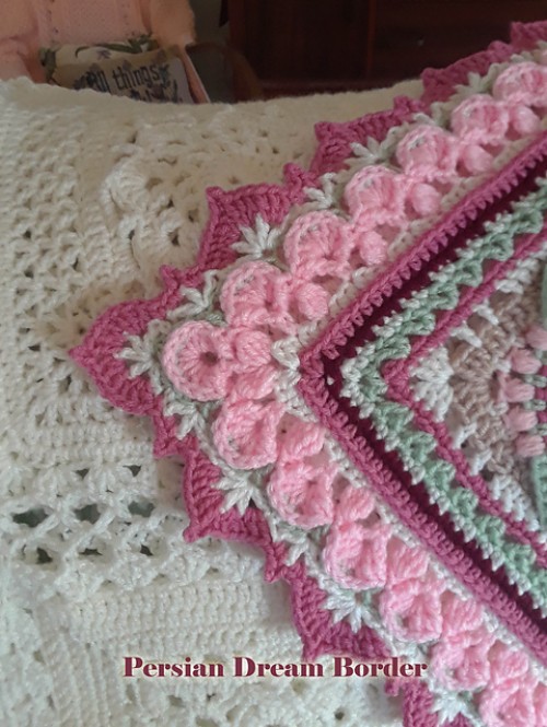 Persian Dream Border - Free Pattern 