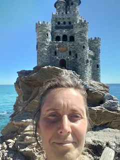 Murielle selfie on a beach