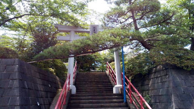 多摩中沢の秋葉神社　稲荷社　御嶽神社