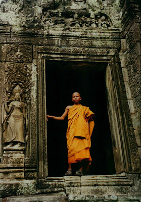 Monje Budista. Templo Bayon. Camboya