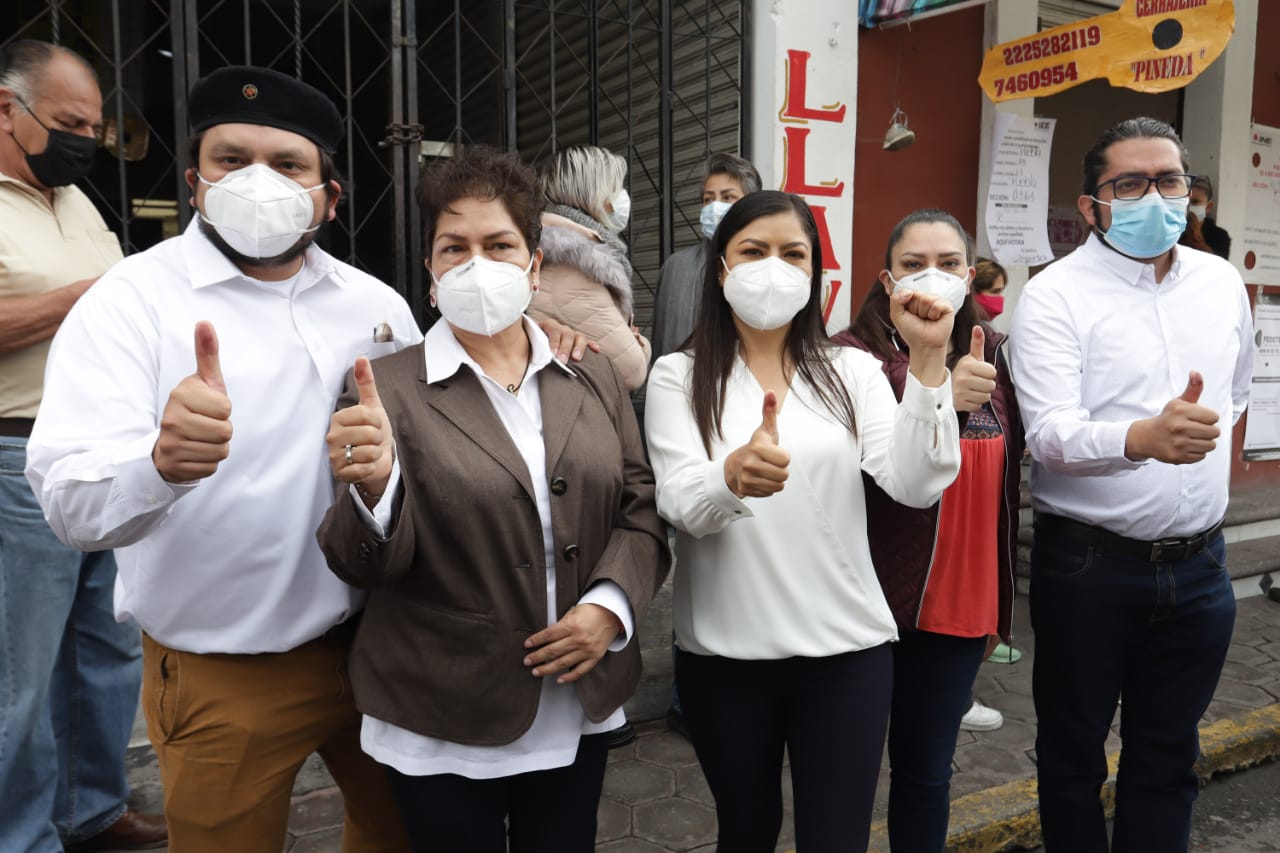 Luego de votar, Claudia Rivera dijo esperar una elección limpia y pacífica