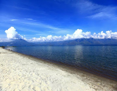 White Sand Beach parbaba