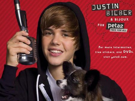 justin bieber animals can make u smile. Justin Bieber and a public