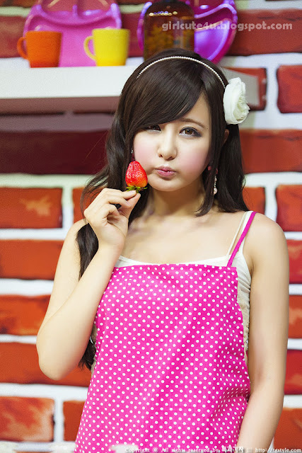 5 Ryu-Ji-Hye-KOBA-2011-01-very cute asian girl-girlcute4u.blogspot.com