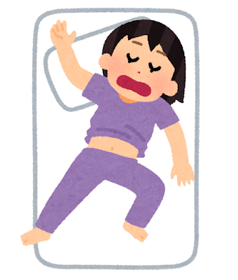 お腹を出して寝る人のイラスト（女性）