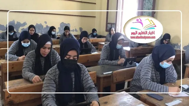 أبرزها تمزيق كراسة الإجابة .. التعليم jكشف حالات إلغاء الامتحان