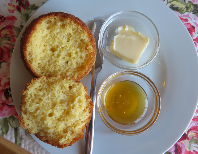 Honey Cornbread Muffins