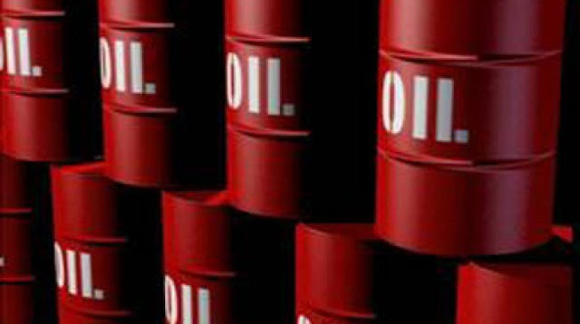 Oil prices rise to break seven-year record