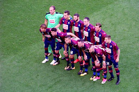 S. D. EIBAR - Eibar, Guipúzcoa, España - Temporada 2017-18 - Dmitrovic, Escalante, Lombán, Kike García, Sergi Enrich y Rubén Peña; Inui, Ánder Capa, Dani García, Arbilla y David Juncà. VILLARREAL C. F. 3 (Bakambú 3) S. D. EIBAR 0. 01/10/2017. Campeonato de Liga de 1ª División, jornada 7. Villarreal, Castellón, estadio de La Cerámica.