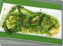 Creste di gallo ripiene di ricotta con salsa di cime di rapa