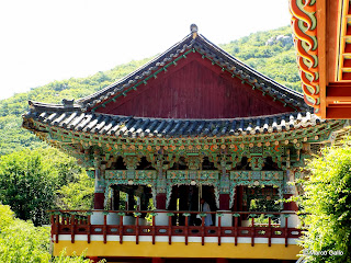 TEMPLO BUDISTA BEOMEOSA. BUSAN, COREA DEL SUR