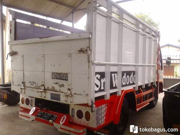 Isuzu Elf  Engkel  Nhr55 Th 2003 Truk  Bekas  Barang 