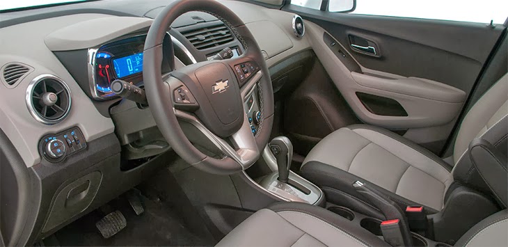 Chevrolet Tracker é na Rumo Norte - interior elaborado com linhas fluidas, modernas e espaço interno bastante definido.