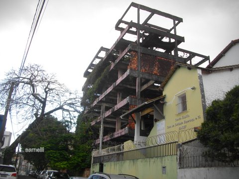 Matagal está cobrindo o "balança mais não cai"