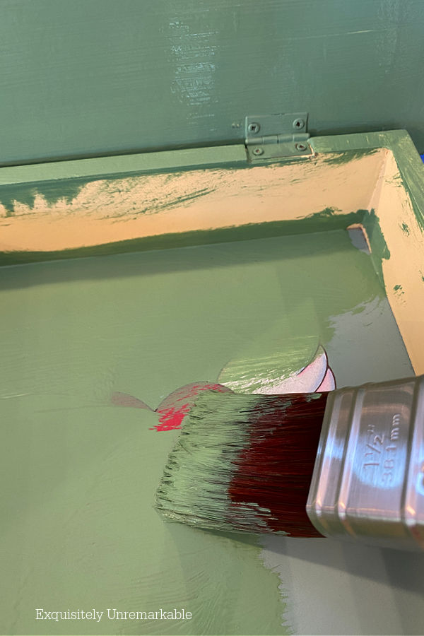 Painting Inside Of Jewelry Box with green chalk paint