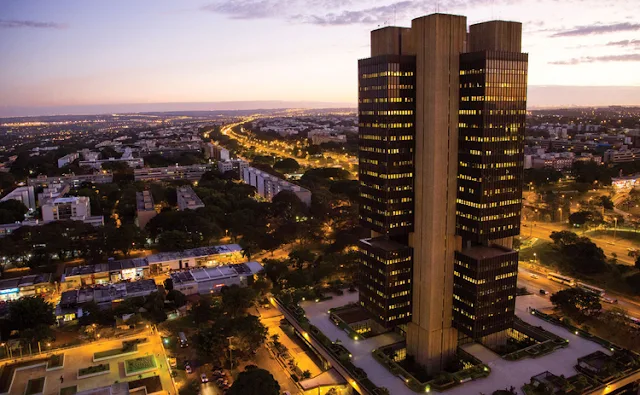 Image Attribute: Banco Central do Brasil HQ Building in Brasilia, Brazil