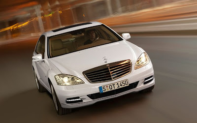 2010 Mercedes-Benz S400 Hybrid Wallpaper