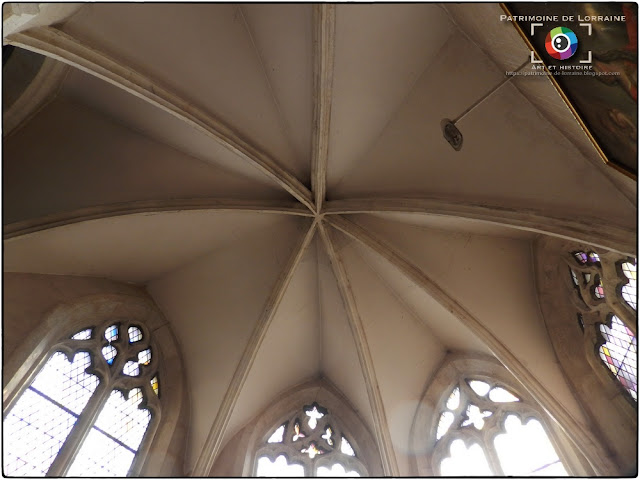 CUSTINES (54) -Eglise Saint-Léger (Intérieur)