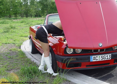 BMW E30 Sexy girl