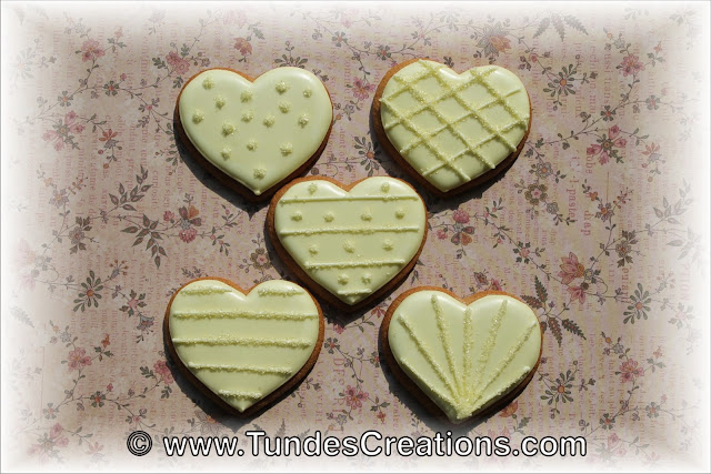 Yellow heart cookies by Tunde Dugantsi