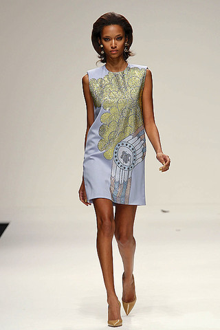 Holly Fulton Spring Summer 2011. I first read about Holly