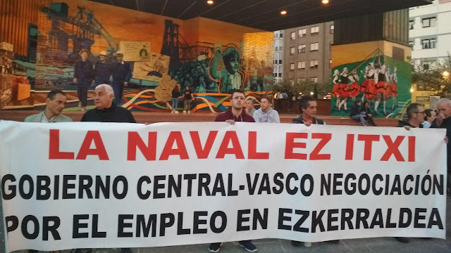 Concentración de trabajadores de La Naval en Herriko Plaza