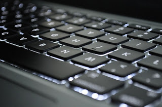 Fungsi Tombol Pada Keyboard Komputer PC Laptop Lengkap