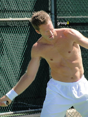 Robert Lindstedt Shirtless at Cincinnati Open 2010