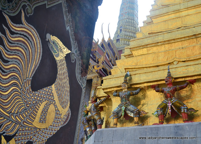 mural panels in Wat Phra Kaew