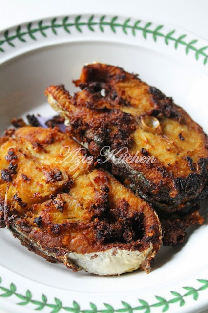 Ikan Tenggiri Goreng Berempah Azie Kitchen