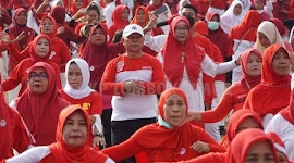 Pemda Lotim Gelar Gebyar Senam Merah Putih. DiBanjiri Peserta