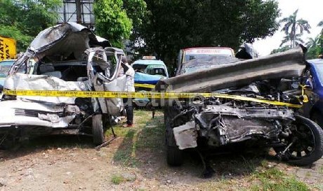  Anak ahmad Dhani Terlibat kecelakaan Maut,6 Orang tewas DI tempat