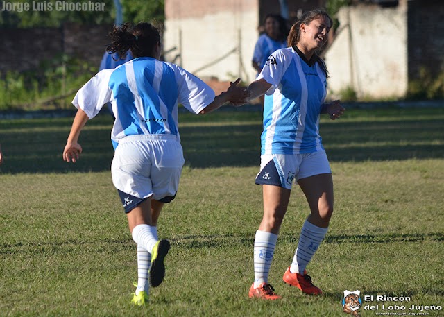 Las Lobitas jugaron amistosos en La Mendieta