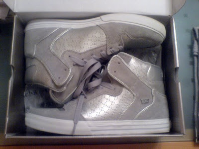 THE SUPRA VAIDER SILVERS They match the c3greyscale