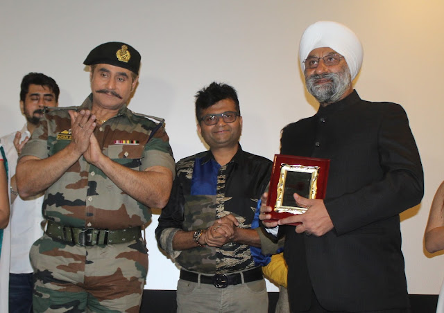 13. Puneet Isaar with Dr. Aneel Murarka and Col. Harbhajnik Singh 