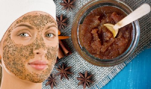Homemade Honey and Cinnamon Face Scrub