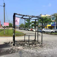 Tidak sampai 48 jam siap dibina, pondok bayar parkir kenderaan dibakar