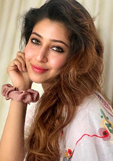 sonarika bhadoria smile image