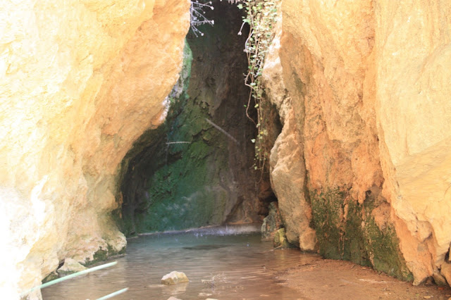 Río Alhárabe, Barranco de Hondares y pasos de El Poyato y El Toril