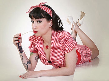  katy perry pin up