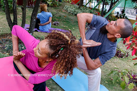 El yoga crece en Cuba