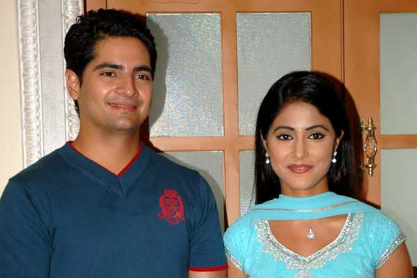 Karan Mehra & Hina Khan Couple HD Wallpapers Free Download