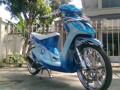 250 Gambar Modifikasi Yamaha Mio Fino vs Honda Beat