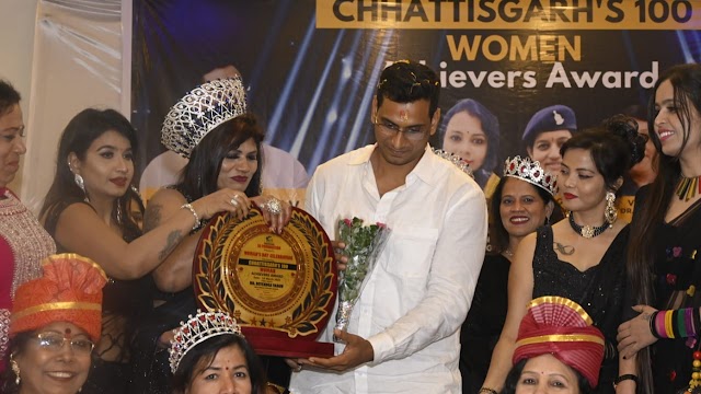जेके फाउंडेशन ने किया हंड्रेड वूमेन को किया  "वुमन एचीवर अवार्ड" से सम्मानित 