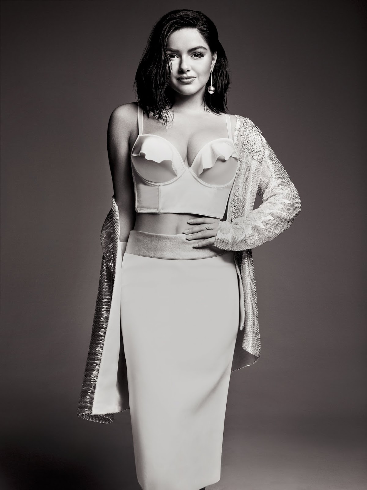 Ariel Winter sexy model photoshoot