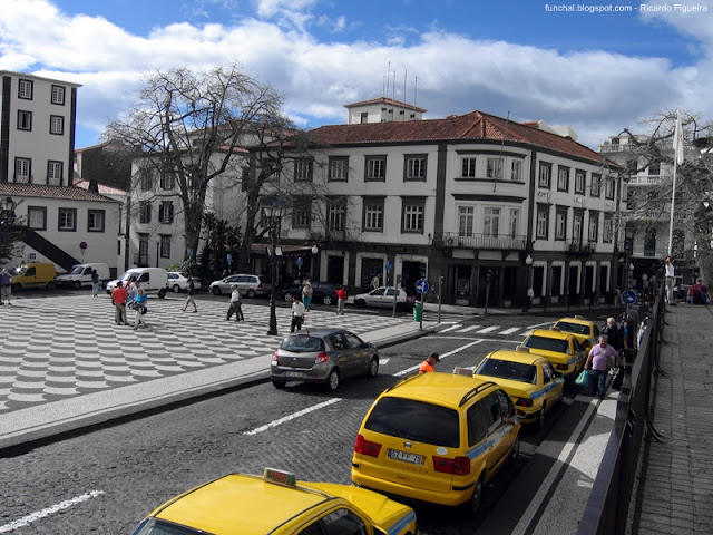 LARGO DO MUNICÍPIO - FUNCHAL