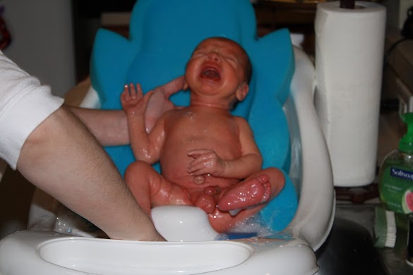 Baby's First Bath At Home Video : Maysen Baby's 1st Bath Rubber Duckys July 4th 2012 Infant ... / Never leave your baby alone in the bath, not even for a second.