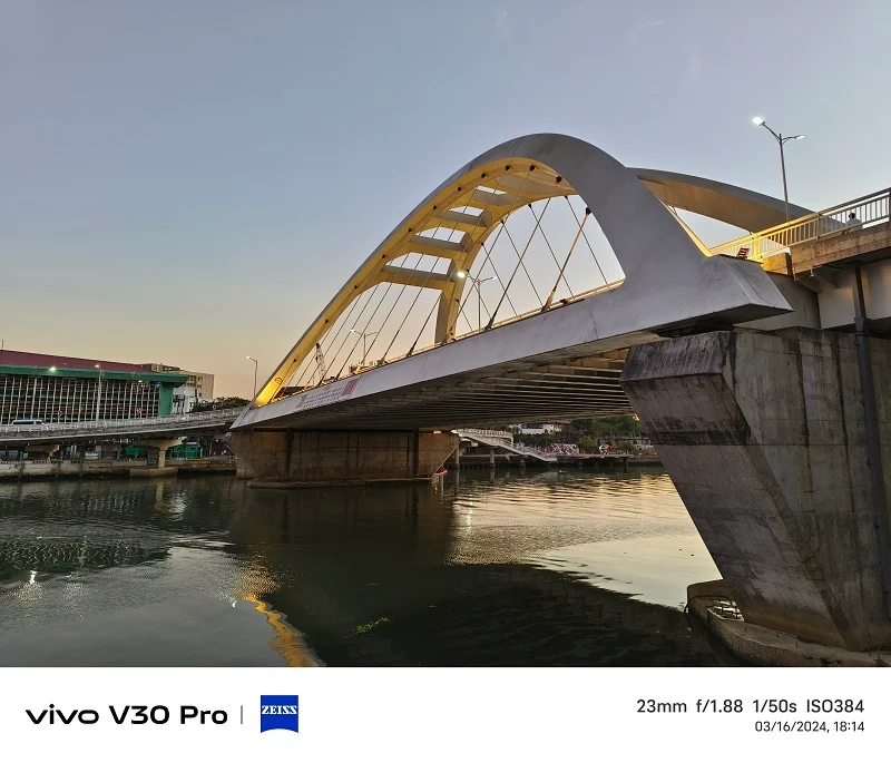 vivo V30 Pro 5G: Low-light Sample Photo