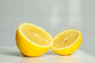 Лечение и прочистване на тялото с лимон
