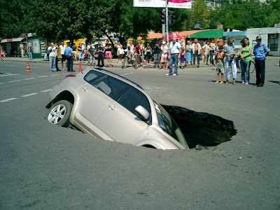 A Compilation of strange car accidents Seen On www.coolpicturegallery.net